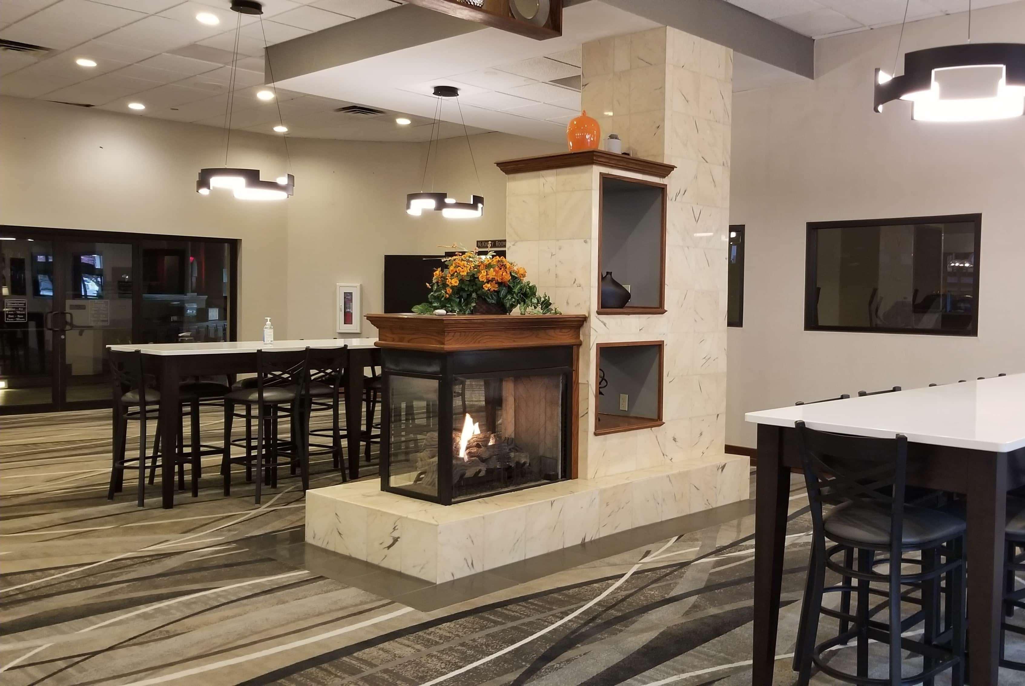 Howard Johnson By Wyndham Lima Exterior foto