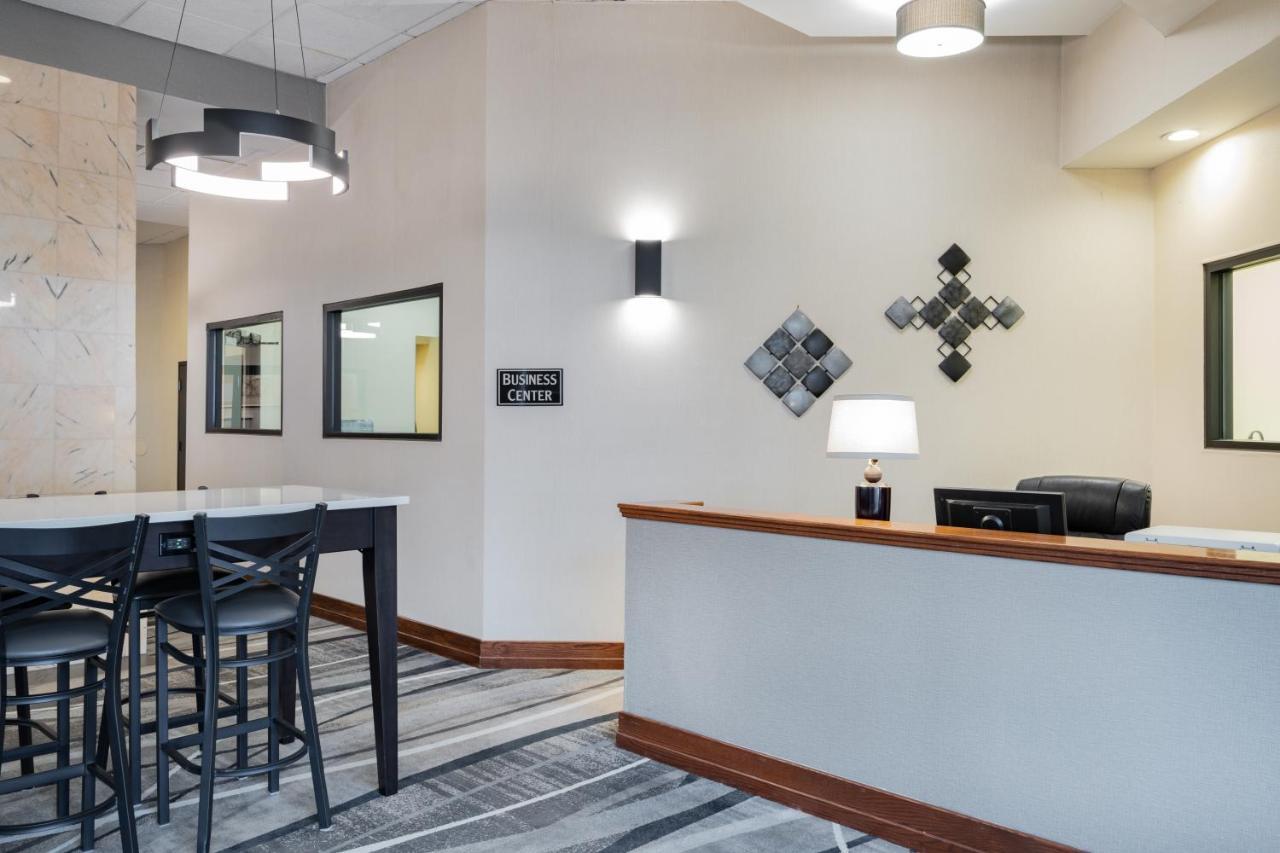 Howard Johnson By Wyndham Lima Exterior foto